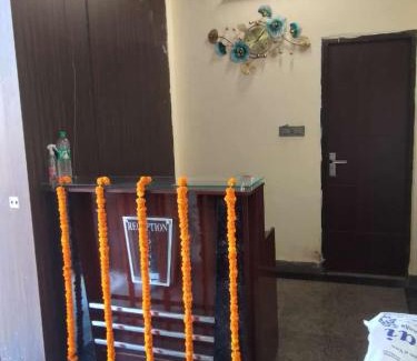 Roorkee Hotel | Gaytri Bliss Home Stay
