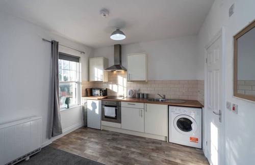 Neath Apartment | Fully Equipped Kitchen, Double room