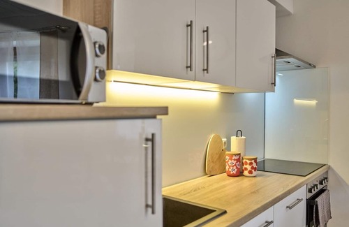 Silberberg Apartment | Gemütlich eingerichtete FeWo (36qm) mit eigenem Balkon