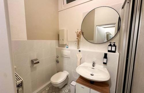 Neumuenster Apartment | Gemütliche 2-Zimmer Wohnung im Zentrum