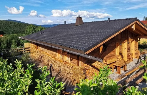 Rabenstein Apartment | Gemütliche Almhütte mit Eigenem Wellnessbereich