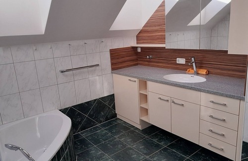 Stratzing Apartment | Gemütliche Ferienwohnung für bis zu 4 Personen