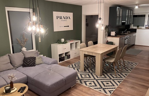 Epfendorf Apartment | Gemütliche Ferienwohnung mit Talblick