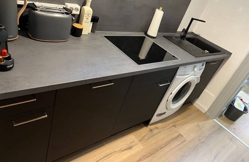 Gallus Apartment | Gemütliche Innenstadt Oase | Messe | Arbeitsplatz