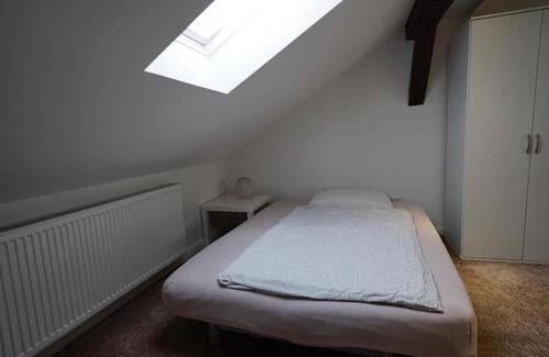 Region Hannover District Apartment | Gemütliche Unterkunft für bis zu 11 Personen.