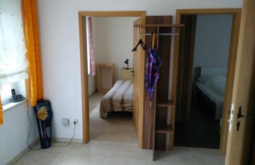 Schonebeck House | Gemutlicher Ferienbungalow am Felsensee bei Pretzien