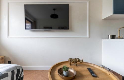 Gaillard Apartment | Geneva Premium Suite - 2 Pers
