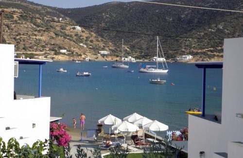 Vathi Apartment | George's Seaside Apartments Sifnos