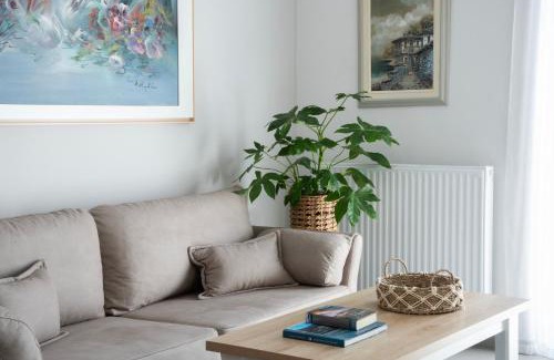 Galatas Apartment | Georgia's House