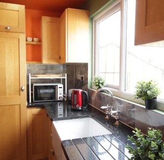 Errill House | Georgias Gate Studio Cottage - Sleeps 4 & Pets Ok