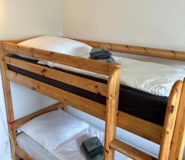 Rastede Apartment | Geräumige Gästewohnung Andi im Herzen von Rastede - Küche - WLAN - Stellplatz