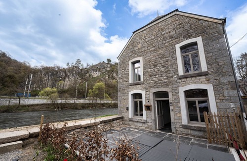 Bomal-sur-Ourthe House | Gerenoveerde vakantiewoning naast de Ourthe voor families
