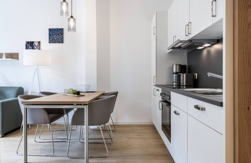 Wismar Apartment | Geschmackvolles Apartment mit Balkon Zentral Gelegen im Alten Hafen von Wismar