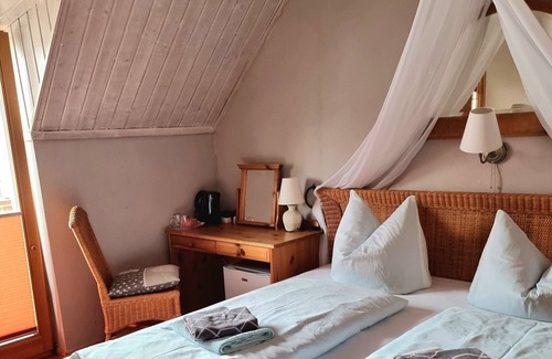 Ueckeritz Apartment | Gesindestuf - Dorfgasthof Deutsches Haus, Ferienobjekt Swienstall