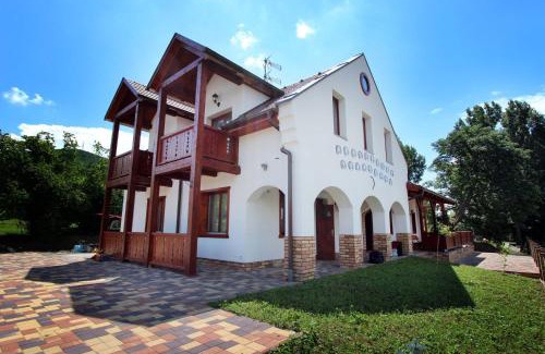 Garab House | Gesztenyés Vendégház
