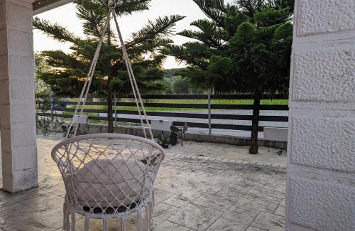 Agios Stefanos Avliotes House | Getaway to Relax & Play at Meraki