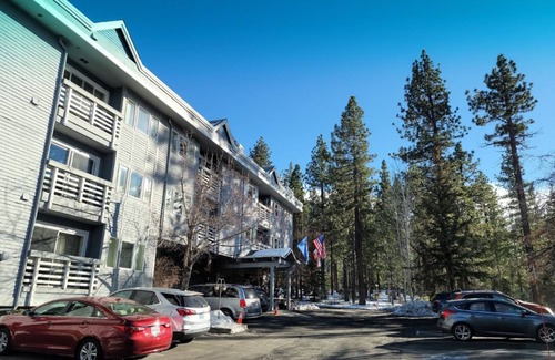 Lower Kingsbury Condo | GetAways at the Lodge at Kingsbury Crossing