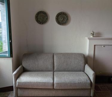 San Leo Apartment | Giardino in piazza, casa in pietra a San Leo