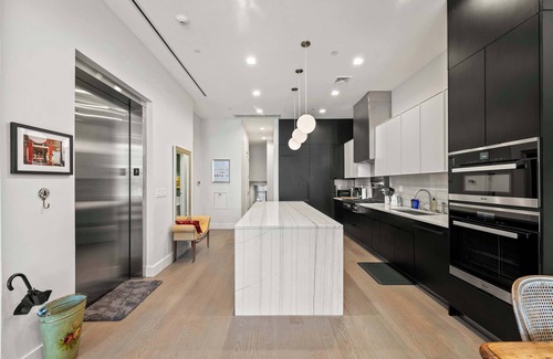 SoHo Apartment | Gilded Loft by Rove Travel | 2BR Vibrant Loft