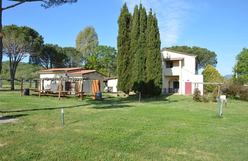 Castiglione della Pescaia Apartment | Ginestra - Cozy, bright vacation apartment with pool, large garden near the sea