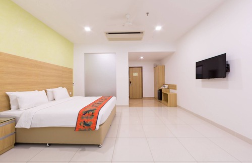 Vapi Hotel | Ginger Vapi