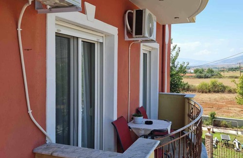 Drama House | Giotas House