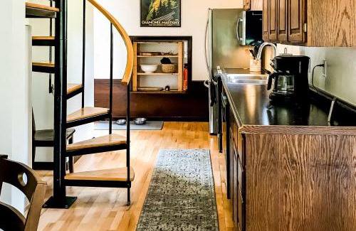 Girdwood House | Girdwood Mountain House