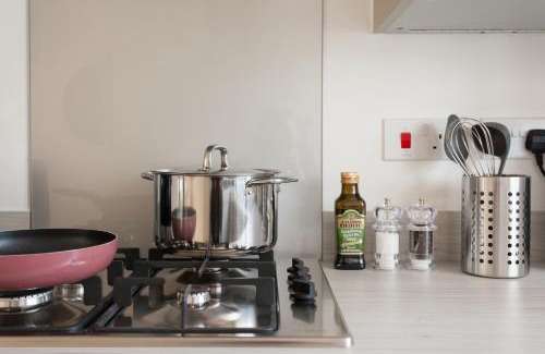 Runcorn House | Girton - Great for Contractors