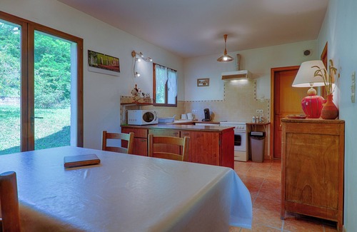 Privas Cottage | 'Gite 07' : Small house with private garden