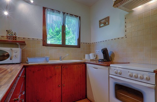 Privas Cottage | 'Gite 07' : Small house with private garden