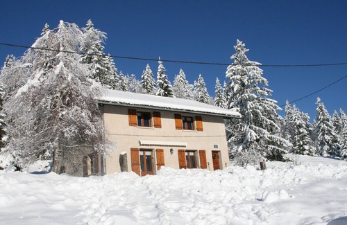 Morbier Cottage | GITE 2 to 5 PERS HAUT JURA PLEINE NATURE