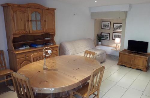 Vaire Apartment | Gite 3 étoiles "entre sources et rivière" Besançon