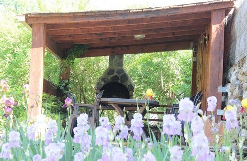 Chateau-Verdun House | Gite 3 - Le Cairn - bed and breakfast