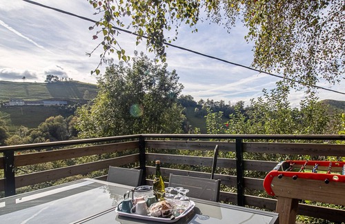 Arrodets-ez-Angles Ski Chalet | GITE A LA CAMPAGNE. GITE DOULY 65100 ARRODETS EZ ANGLES