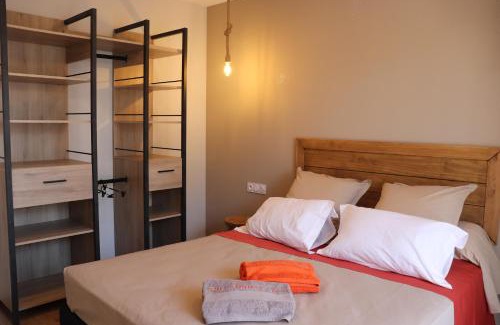 Montpeyroux House | Gite Aigues Vives - Le Patio