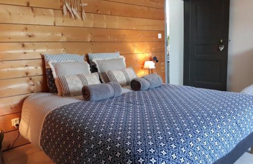 Lacroix-sur-Meuse House | Gite Aux Lauriers