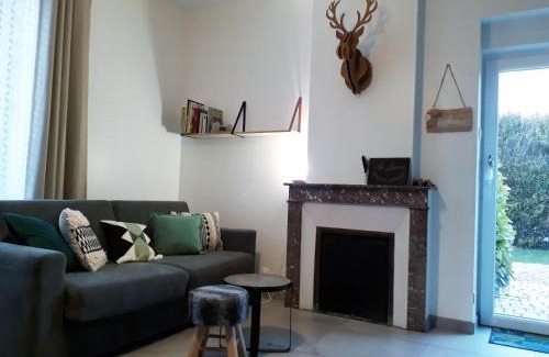 Lacroix-sur-Meuse House | Gite Aux Lauriers