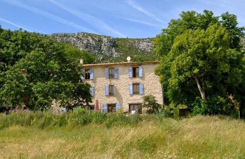 Bargeme House | Gite Bastide