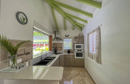 Massioux House | "Gite Campeche Flowers" in Anse Bertrand -4/6 P