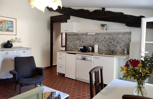 Camblanes-et-Meynac Apartment | Gite chateau Ysard