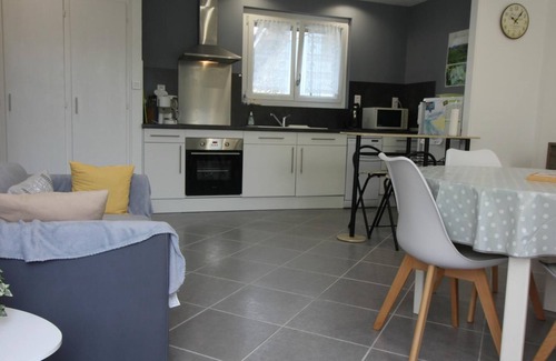 Eyrans House | Gite DE Barbeau - Eyrans