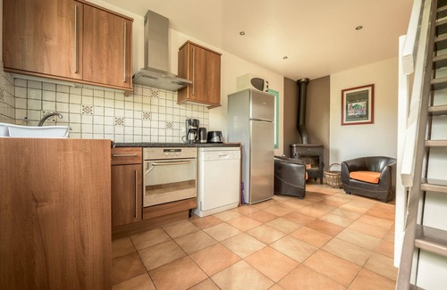 Desvres Cottage | Gite de Charme Mer Côte d'opale exceptional view of river, forest and meadow