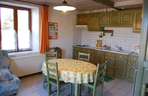 Paroisse des Monts de Bienne House | gite de France in old farm park of Haut Jura