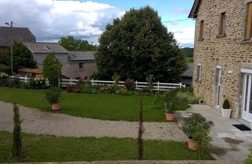 Conques Cottage | GITE DE LA SOUQUAYRIE 3-star establishment, 7km from CONQUES, 400m from St Jacques Way