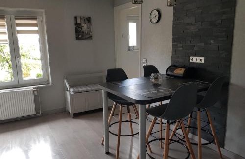 Maizieres-les-Vic Apartment | gite de plaisance