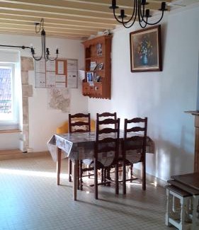 Lucy-sur-Cure House | Gite de Sarah
