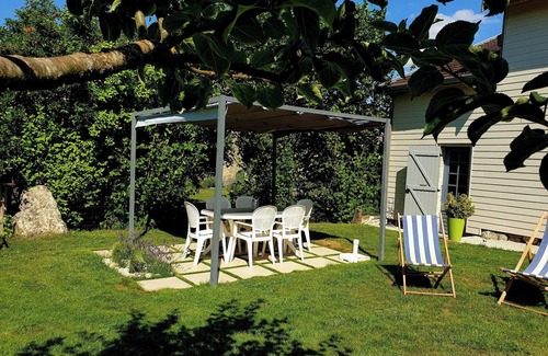 Largillay-Marsonnay House | Gite du Lac - Lake Vouglans