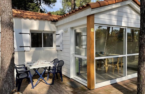 La Faute-sur-Mer Ski Chalet | Gite 2 bedrooms 5 persons
