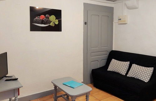 Septmoncel Apartment | Gîte in a renovated farmhouse in the Haut-Jura Natural Park