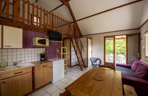 Montgreleix House | Gîte in an oasis of nature, between Cantal and Puy de Dôme